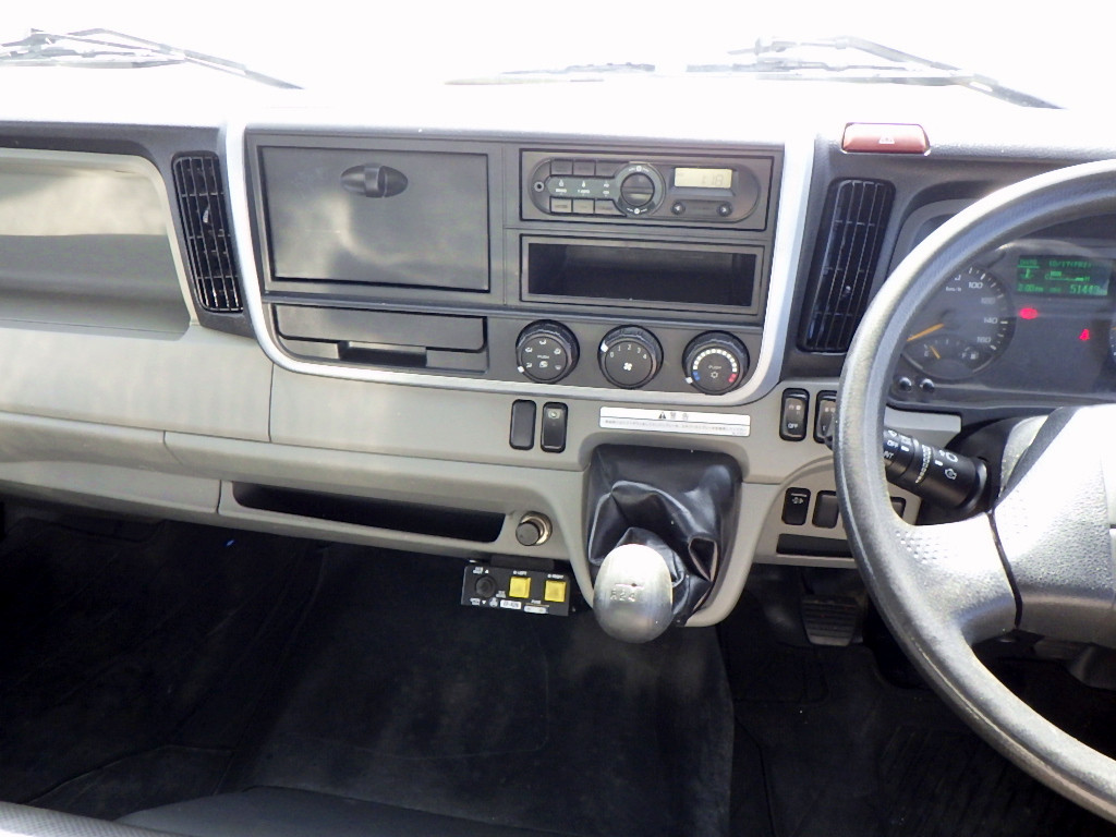 三菱 キャンター 2PG-FEBM0(2WD)の写真44