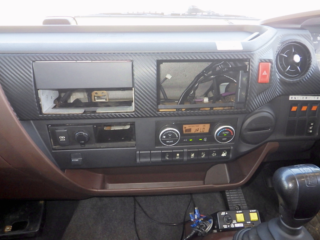 日野 レンジャー 2DG-FE2ABA(2WD)の写真14