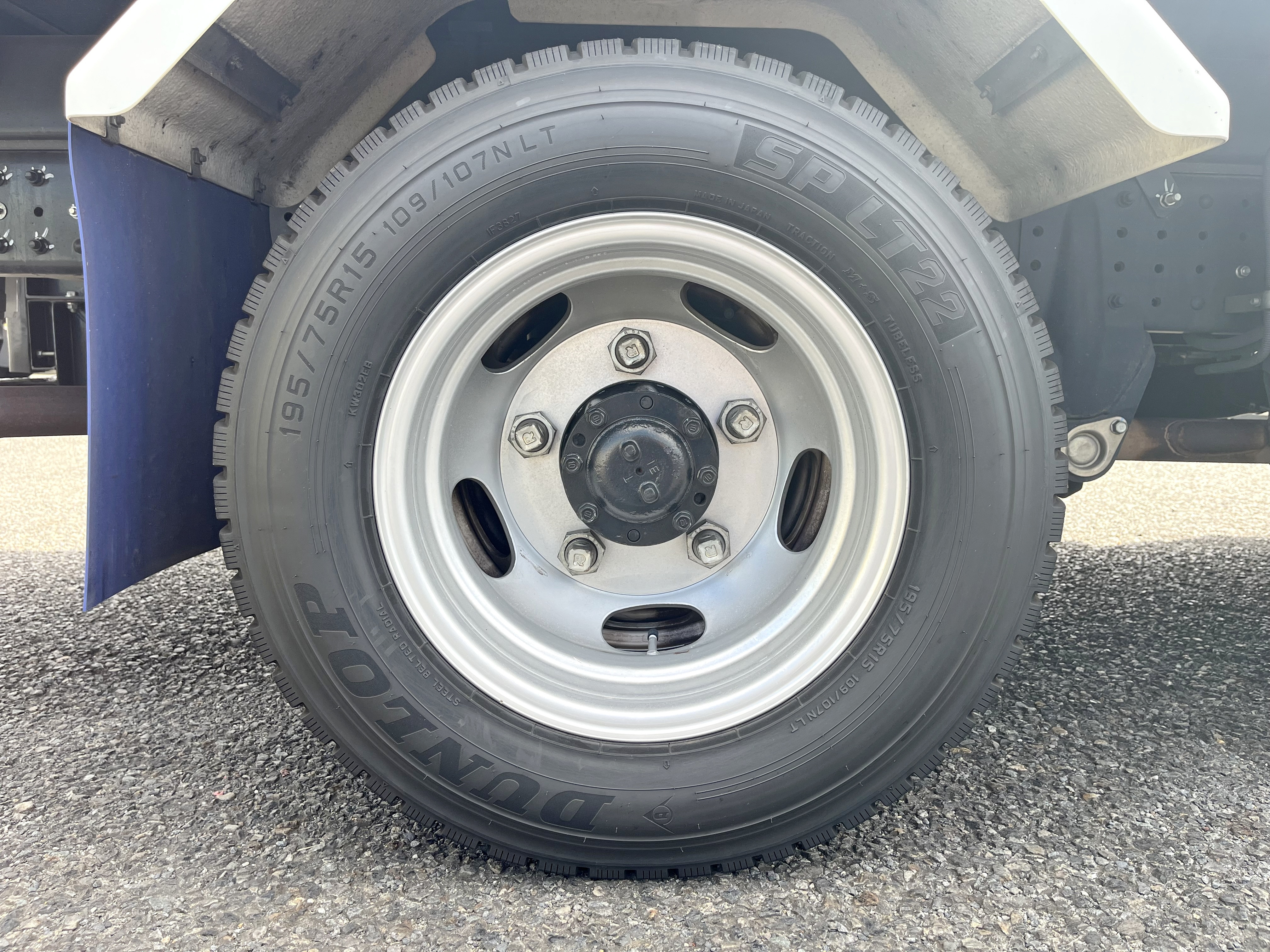 三菱 キャンター TPG-FBA20(2WD)の写真47