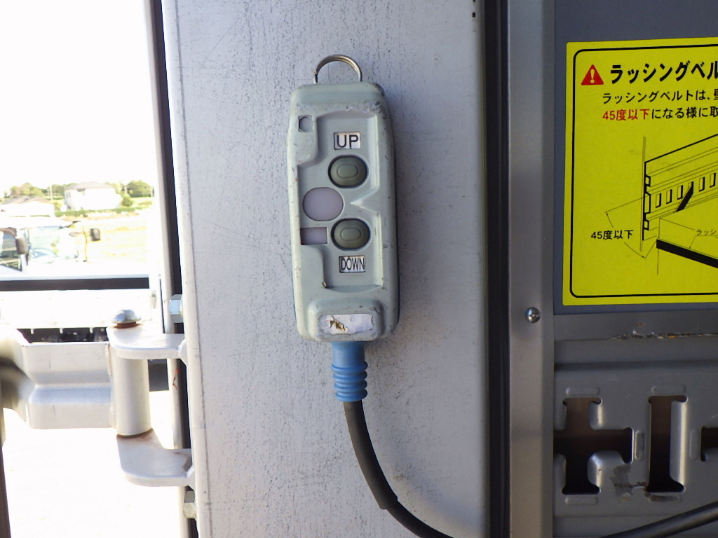 日野 デュトロ TSG-XKU650M(2WD)の写真11