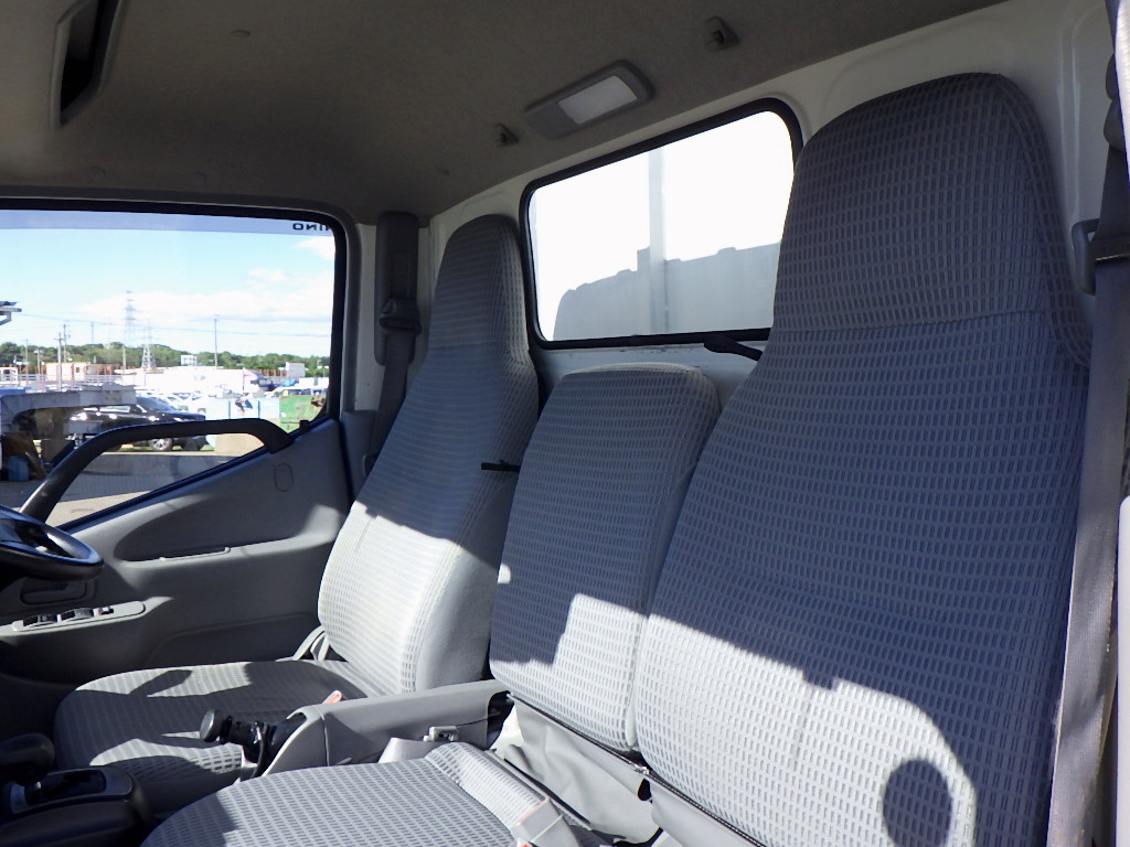 日野 デュトロ TSG-XKU650M(2WD)の写真15