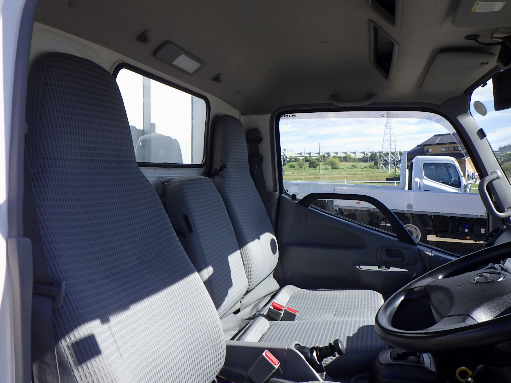 日野 デュトロ TSG-XKU650M(2WD)の写真44