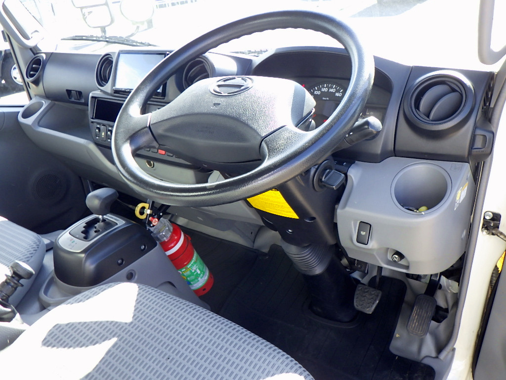 日野 デュトロ TSG-XKU650M(2WD)の写真45