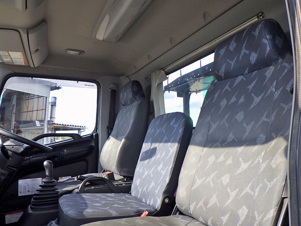 日野 レンジャー TKG-FC9JEAA(2WD)の写真12