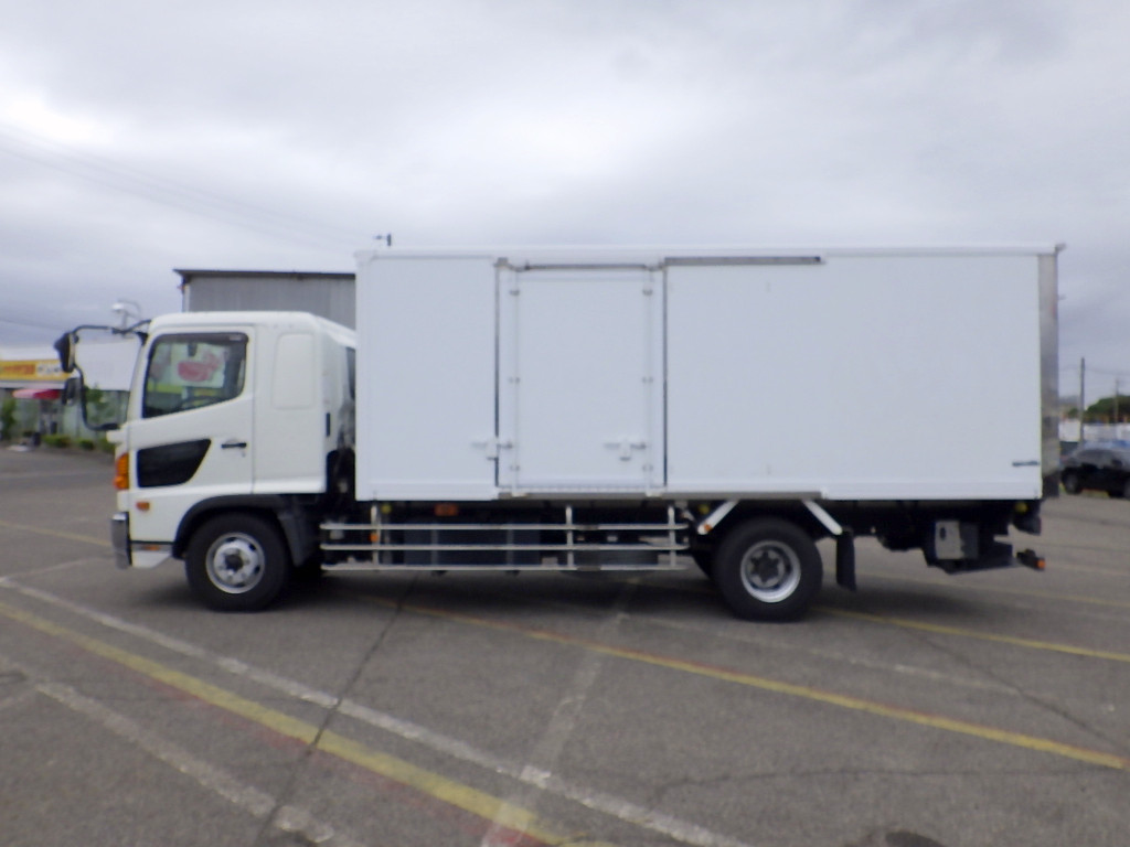 日野 レンジャー TKG-GD7JJAA(2WD)の写真4