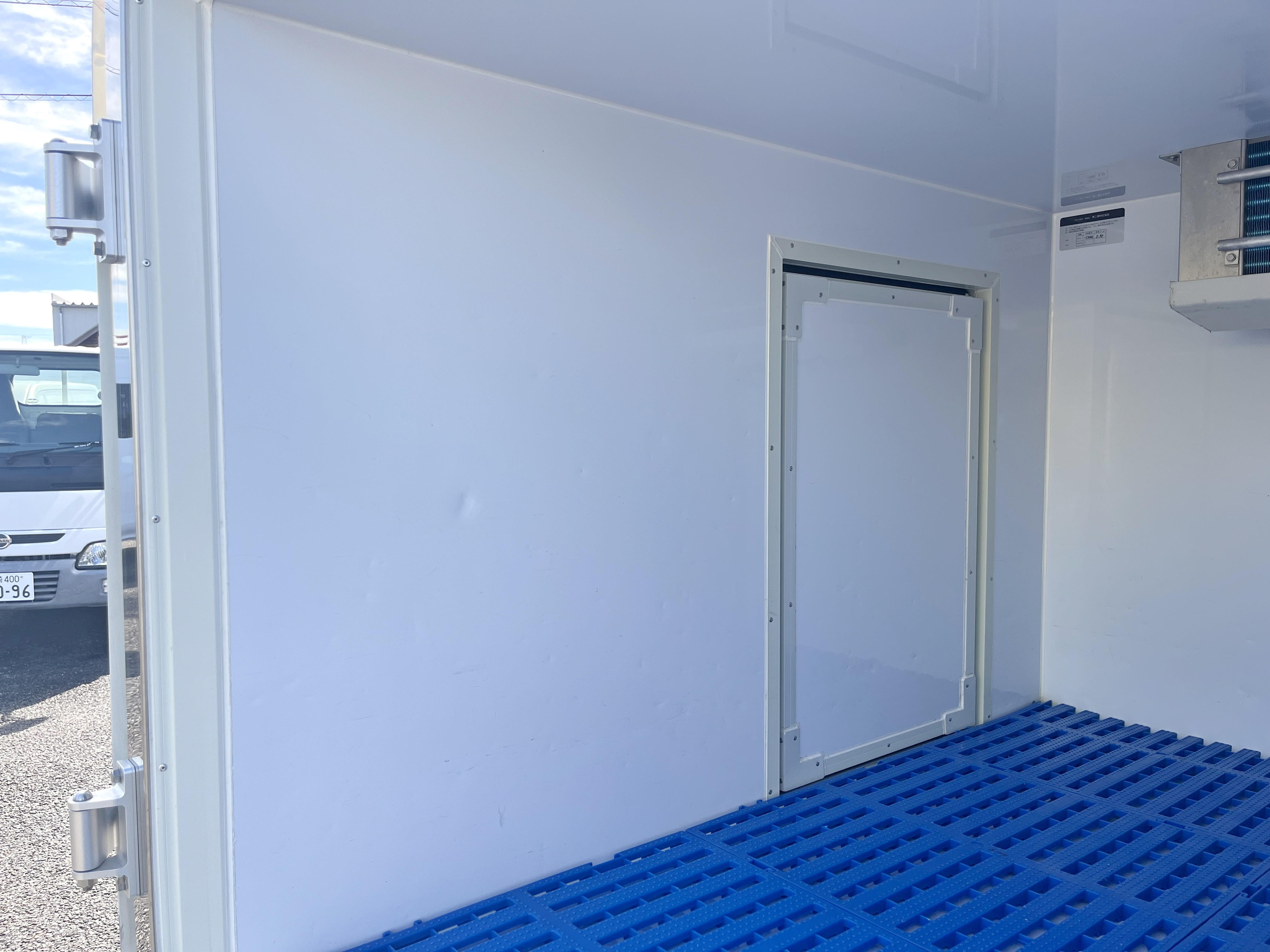 荷箱左面|ダイハツ ハイゼットトラック 3BD-S500P(2WD)の写真10