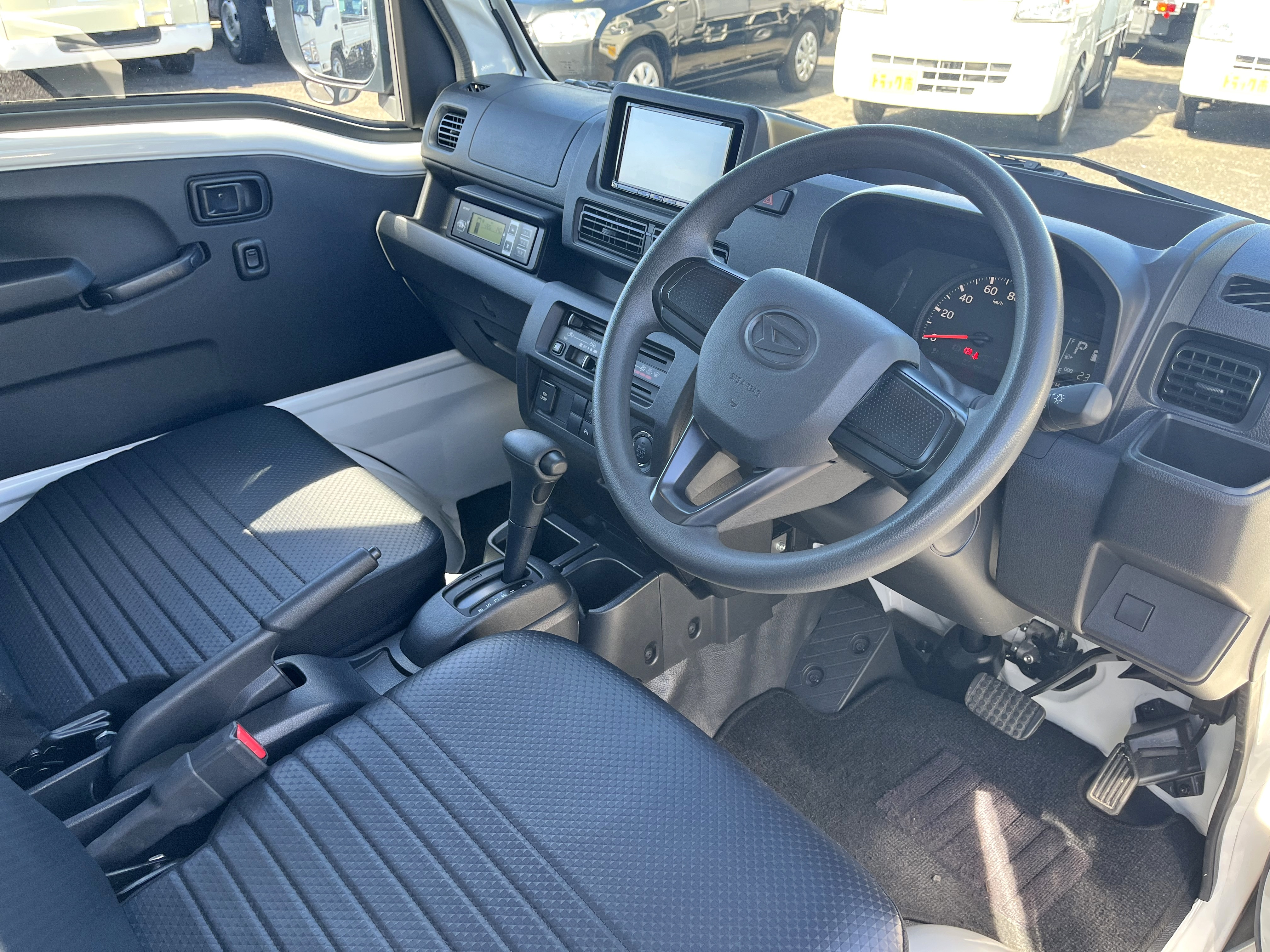 ダイハツ ハイゼットトラック 3BD-S500P(2WD)の写真17