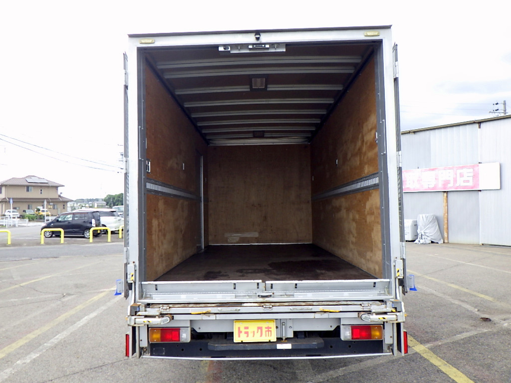 トヨタ ダイナ 2RG-XZU722(2WD)の写真7