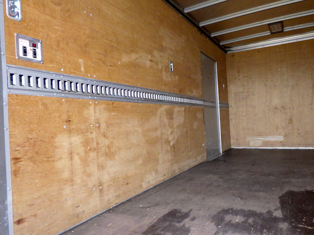 トヨタ ダイナ 2RG-XZU722(2WD)の写真8