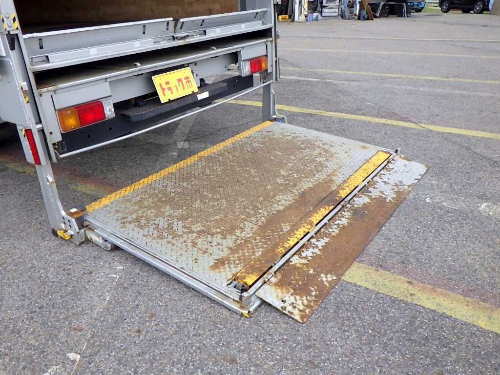 トヨタ ダイナ 2RG-XZU722(2WD)の写真10