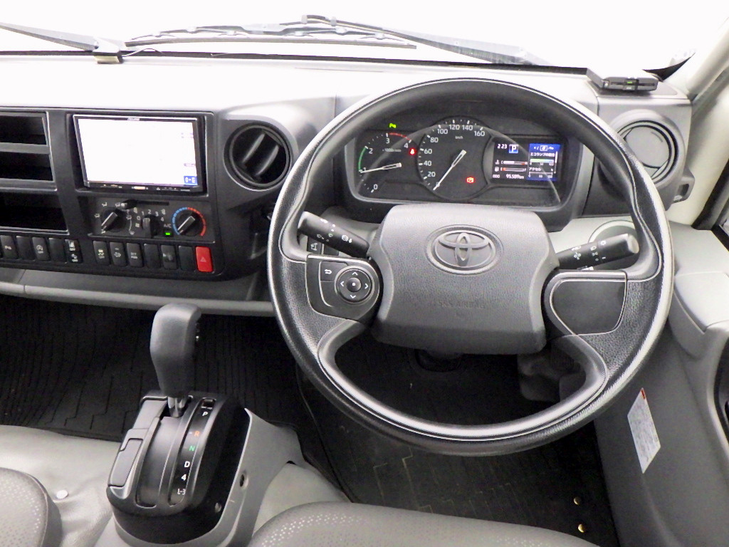 トヨタ ダイナ 2RG-XZU722(2WD)の写真12