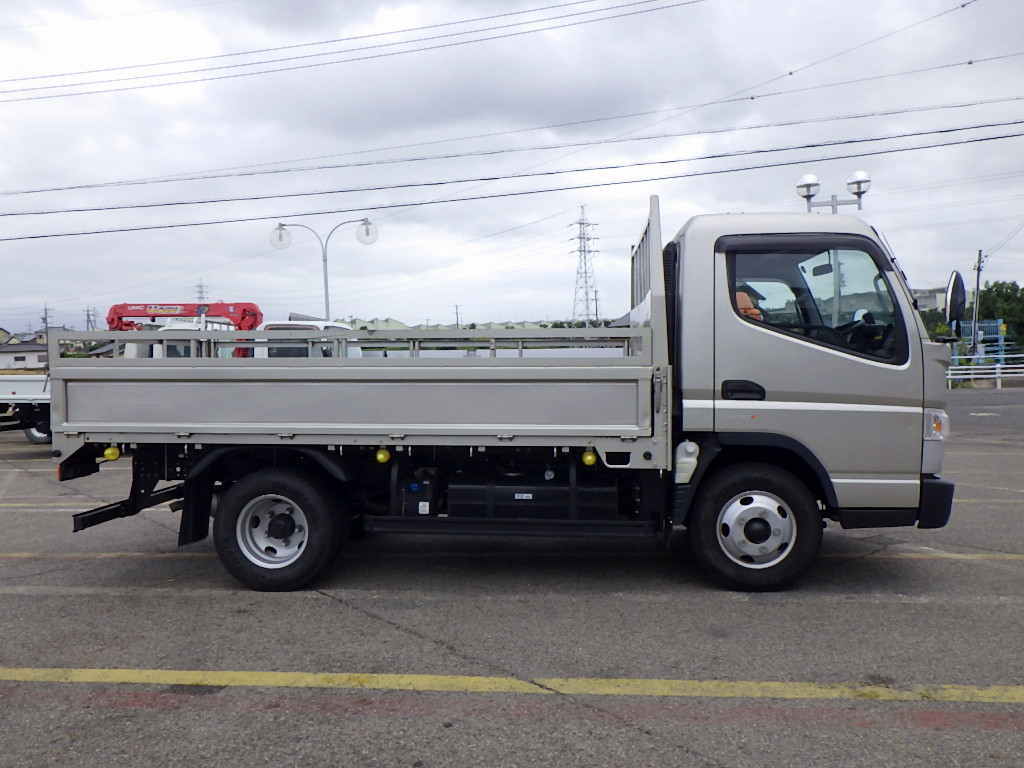 三菱 キャンター 2PG-FEB50(2WD)の写真5