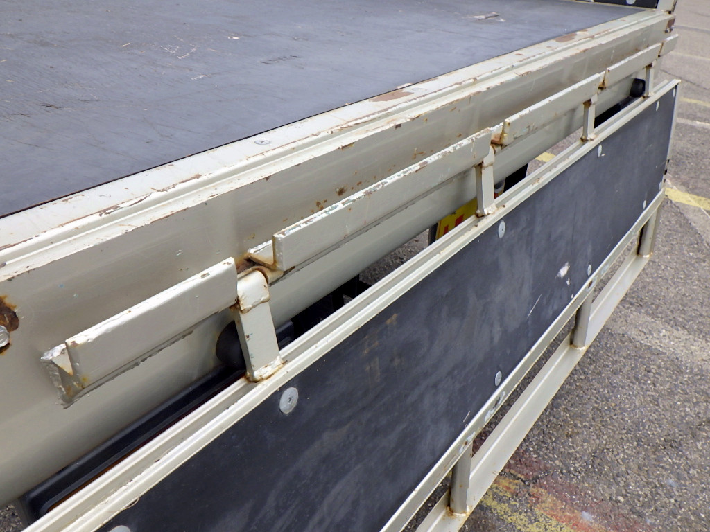 三菱 キャンター 2PG-FEB50(2WD)の写真29