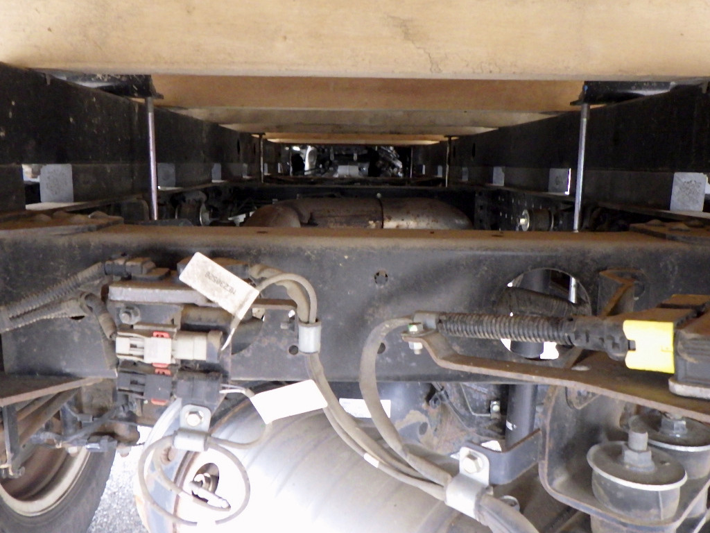 三菱 キャンター 2PG-FEB50(2WD)の写真34