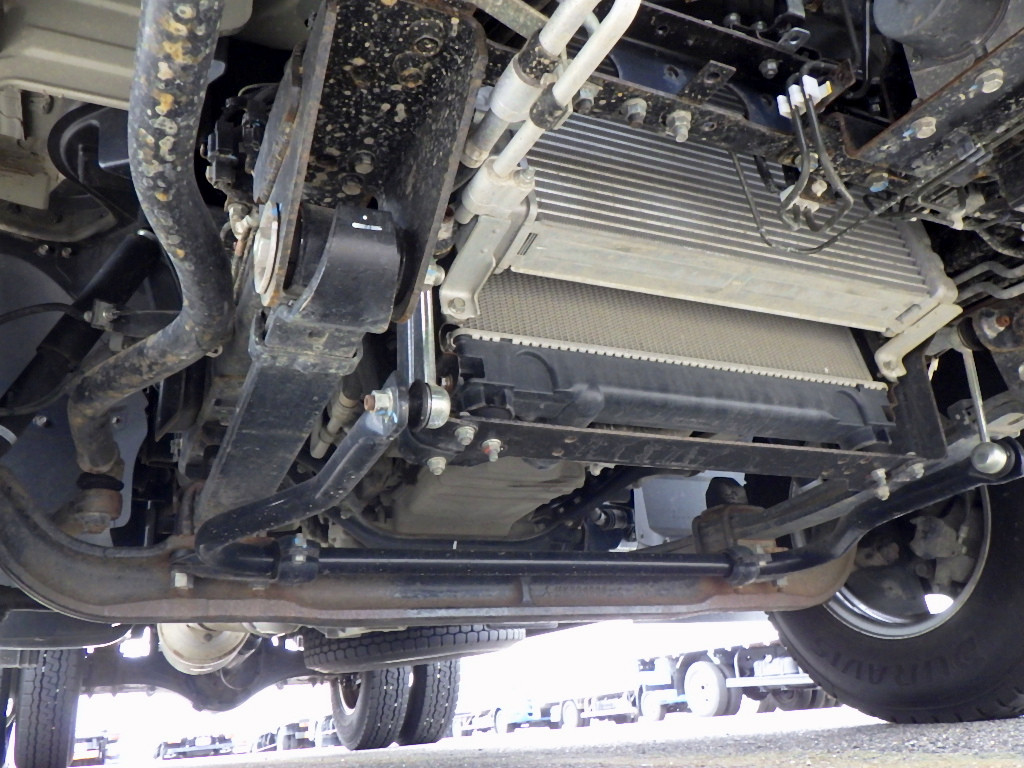 三菱 キャンター 2PG-FEB50(2WD)の写真35