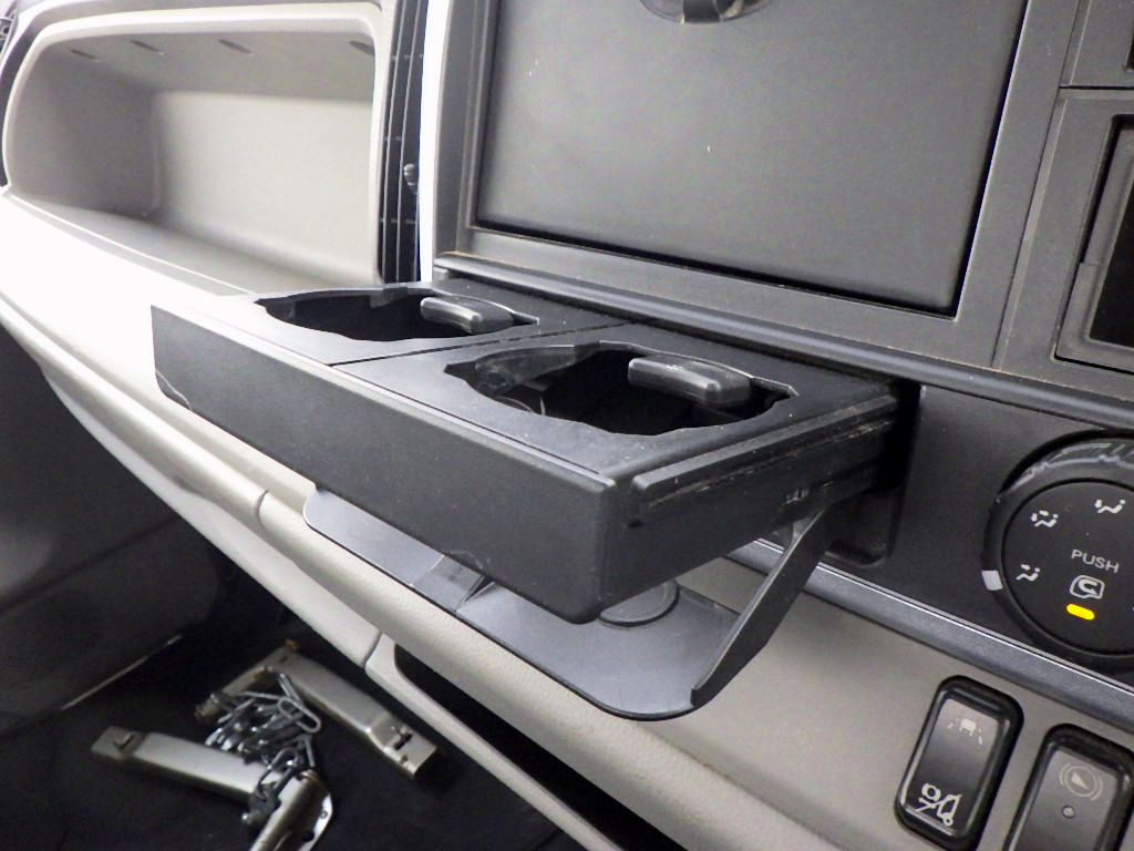 三菱 キャンター 2PG-FEB50(2WD)の写真48