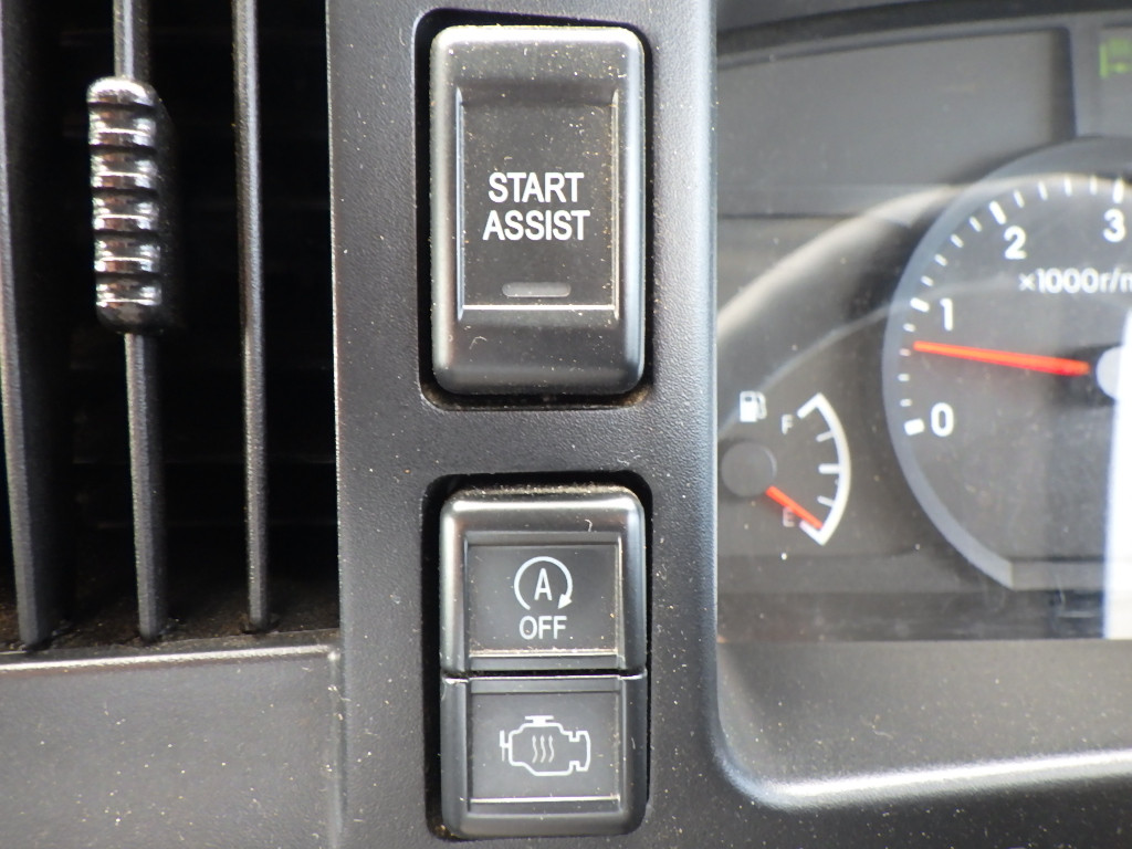 日産 アトラス 2RG-APR88AR(2WD)の写真18