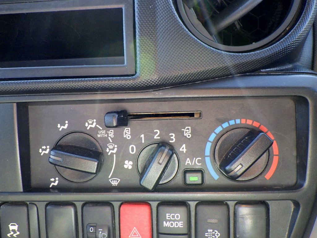 日野 デュトロ TKG-XZU695M(2WD)の写真14