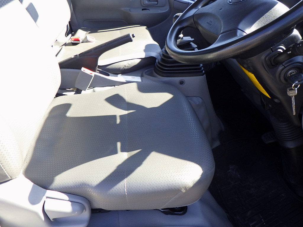 日野 デュトロ TKG-XZU695M(2WD)の写真44