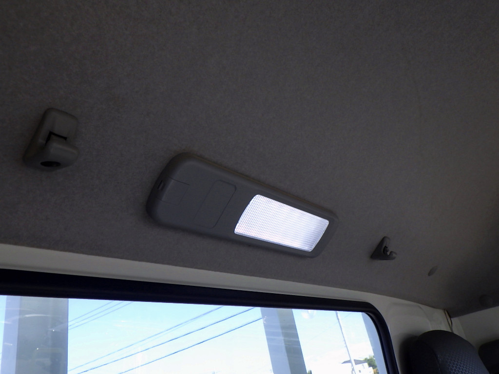 日野 デュトロ TKG-XZU695M(2WD)の写真46