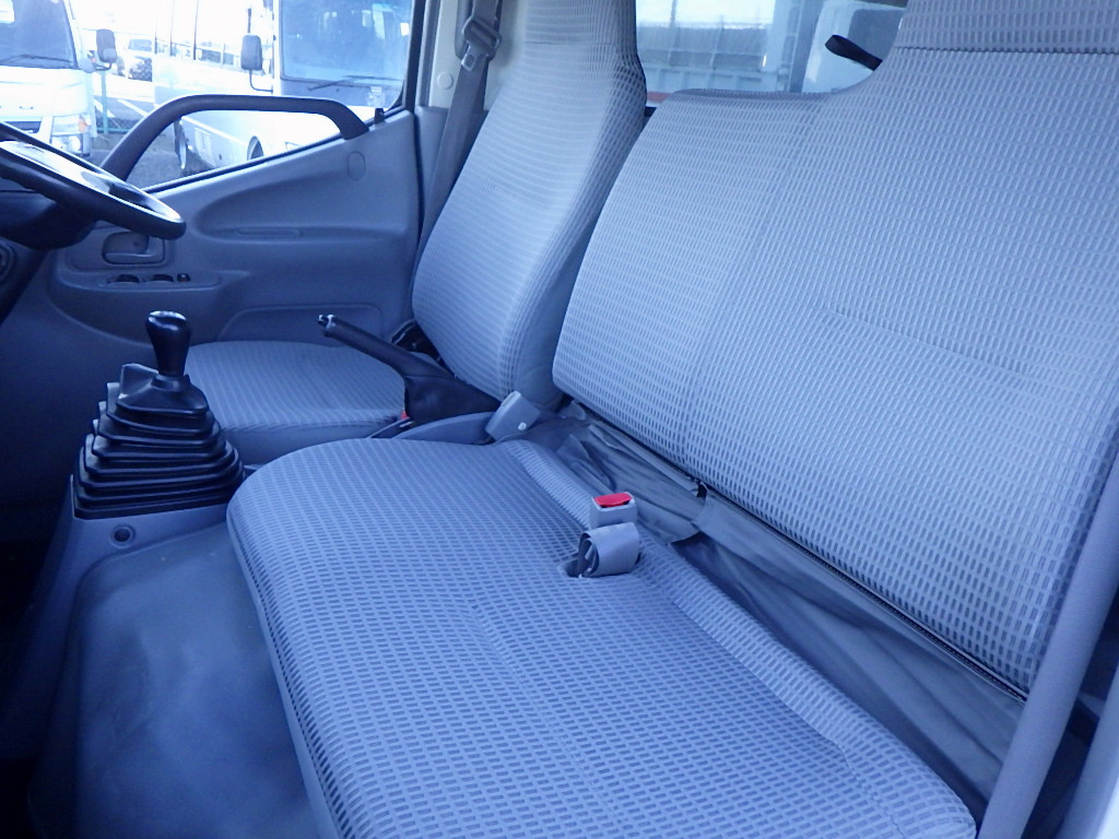 トヨタ トヨエース TKG-XZC605V(2WD)の写真14