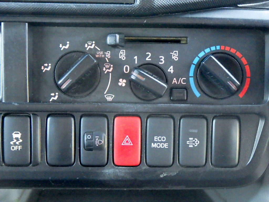 トヨタ トヨエース TKG-XZC605V(2WD)の写真25