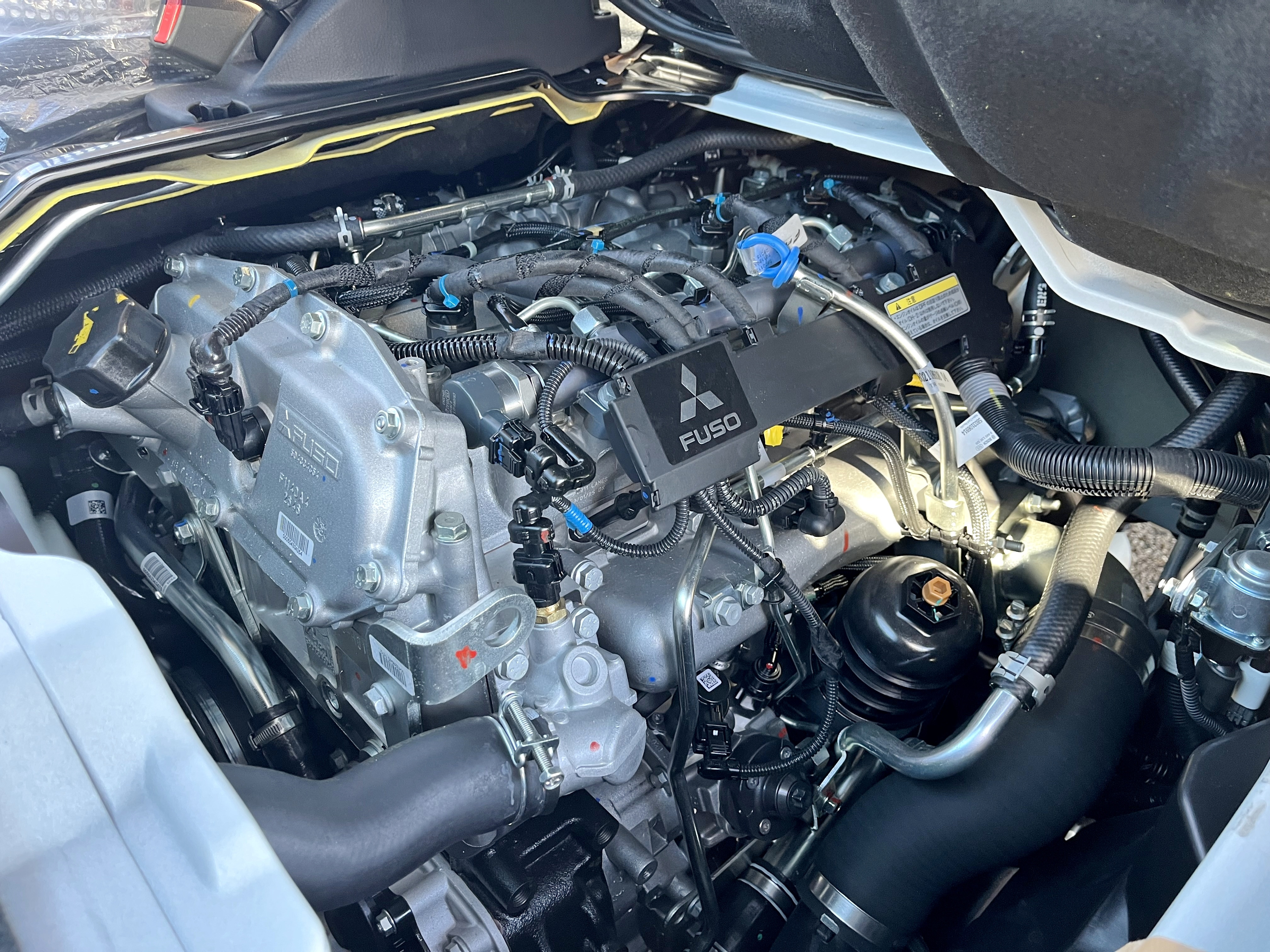 三菱 キャンター 2RG-FBA20(2WD)の写真34