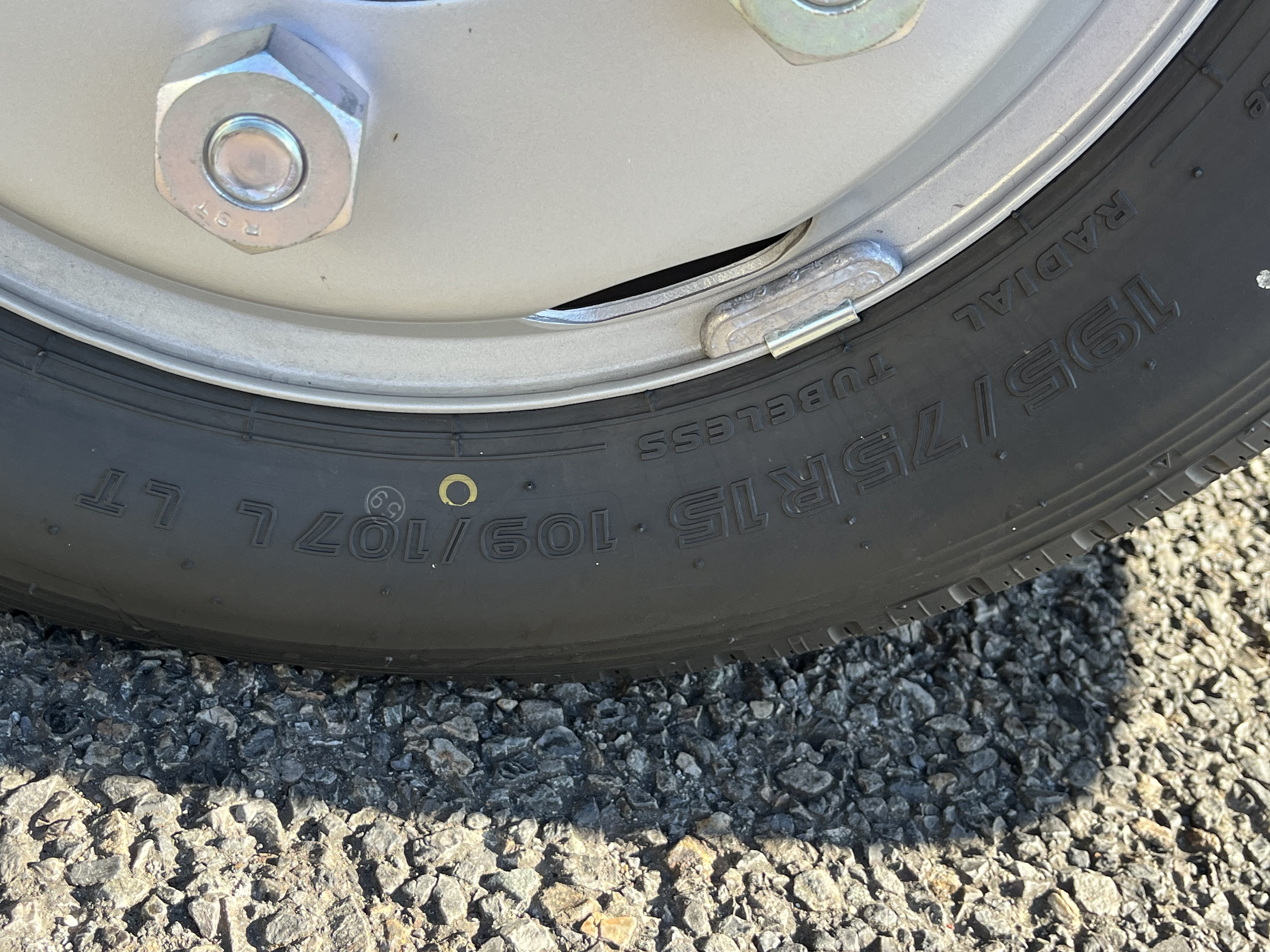 三菱 キャンター 2RG-FBA20(2WD)の写真40