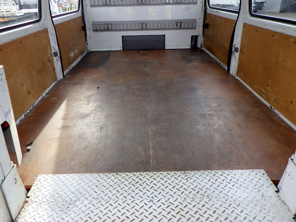 日野 デュトロ TPG-XZC605Y(2WD)の写真12