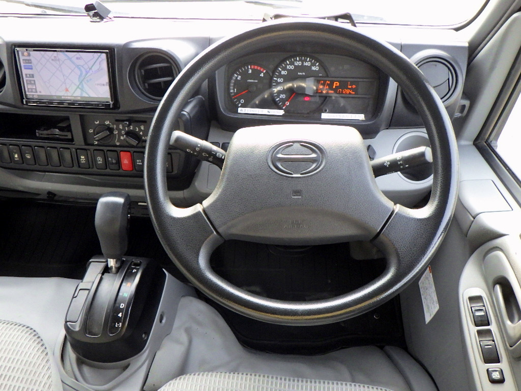 日野 デュトロ TPG-XZC605Y(2WD)の写真15