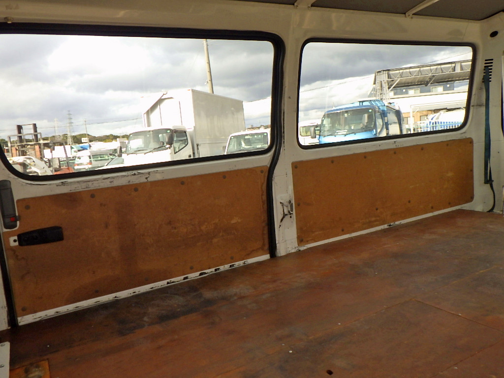 日野 デュトロ TPG-XZC605Y(2WD)の写真39