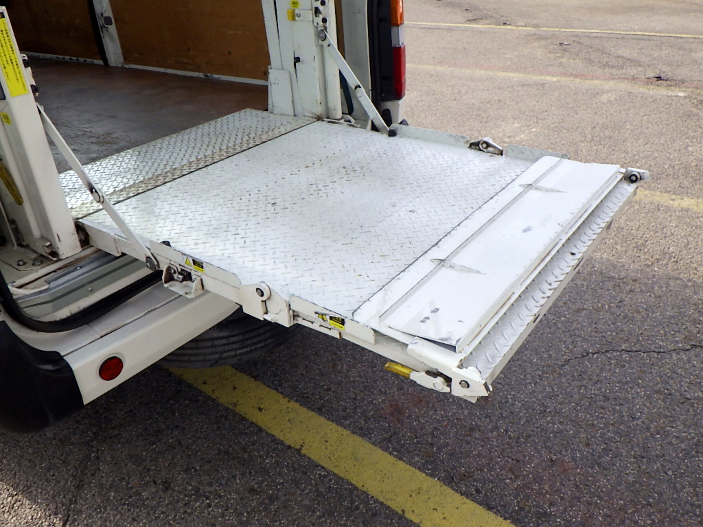 日野 デュトロ TPG-XZC605Y(2WD)の写真42