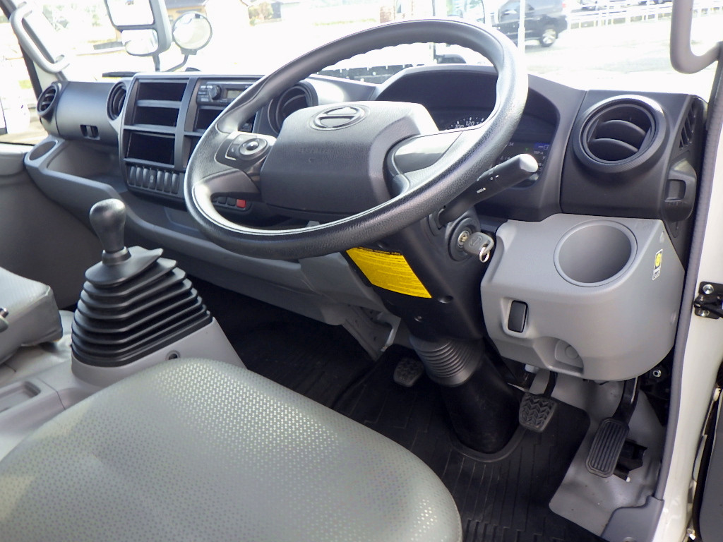 日野 デュトロ 2RG-XZU710M(2WD)の写真22
