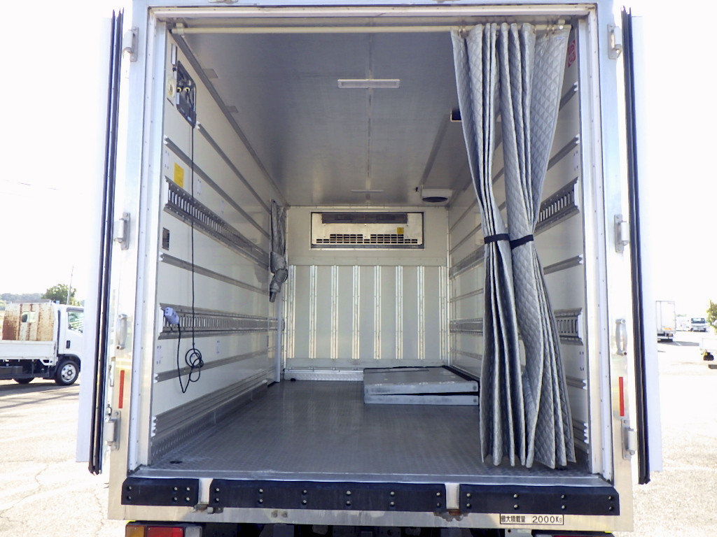 いすゞ エルフ TPG-NPR85AN(2WD)の写真9