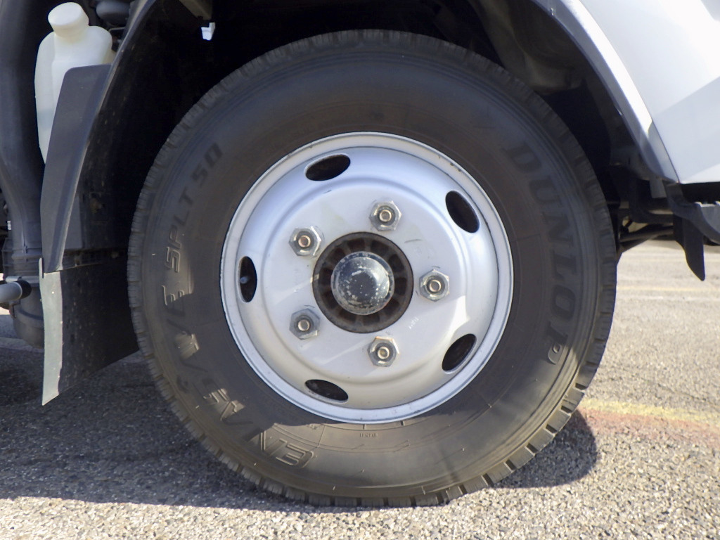 いすゞ エルフ TPG-NPR85AN(2WD)の写真40