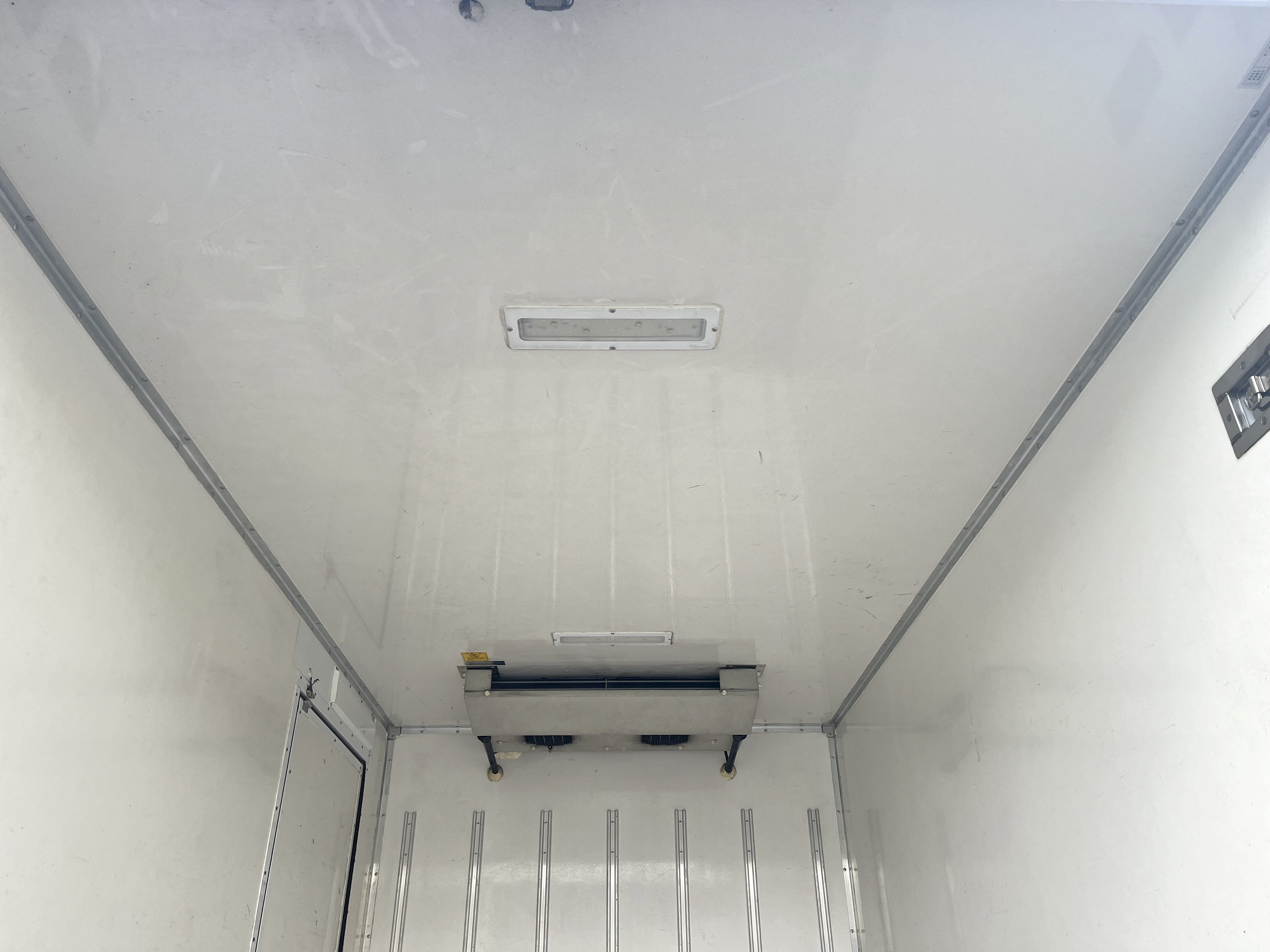 日野 デュトロ TKG-XZC605M(2WD)の写真12