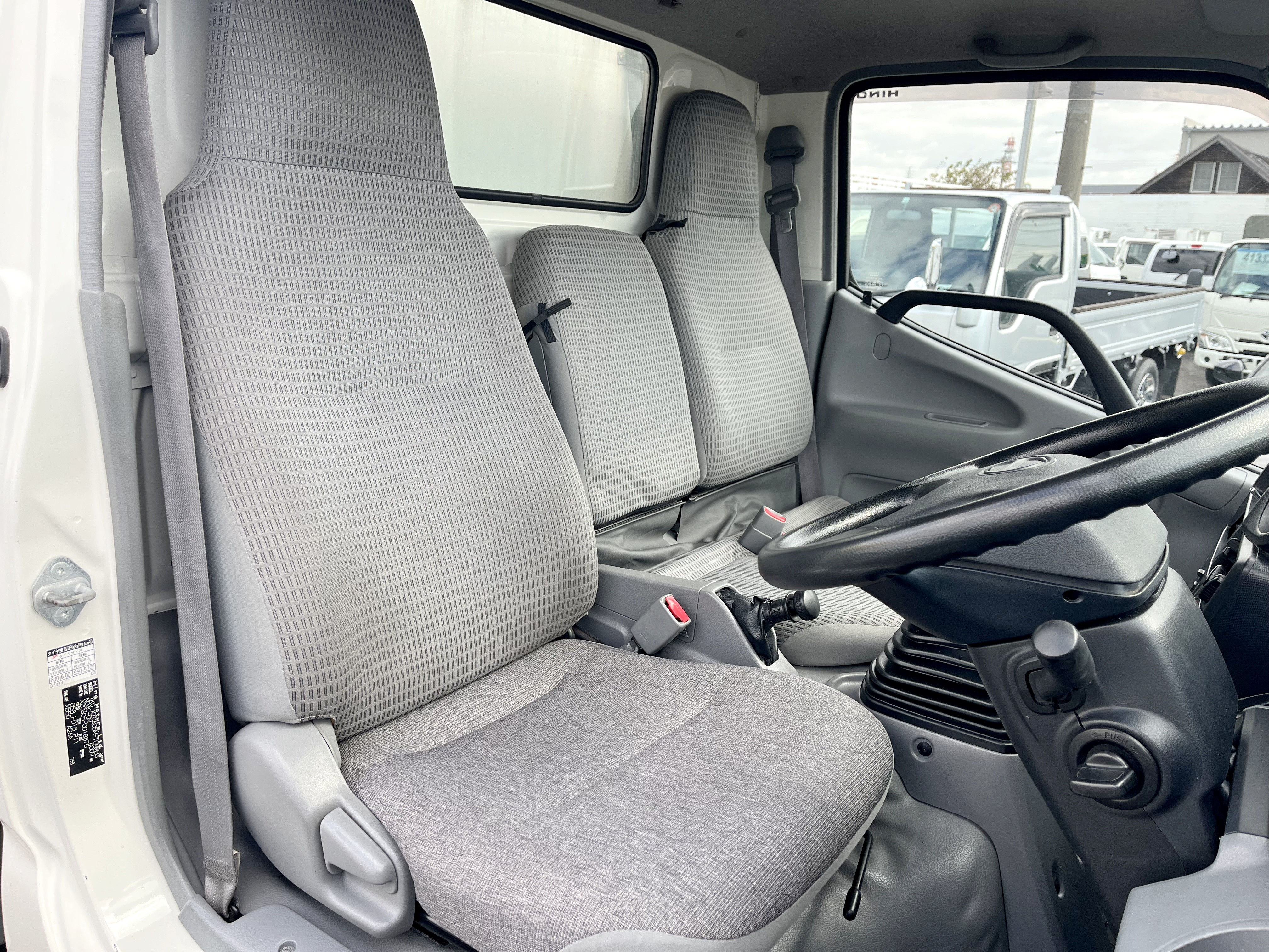 日野 デュトロ TKG-XZC605M(2WD)の写真19