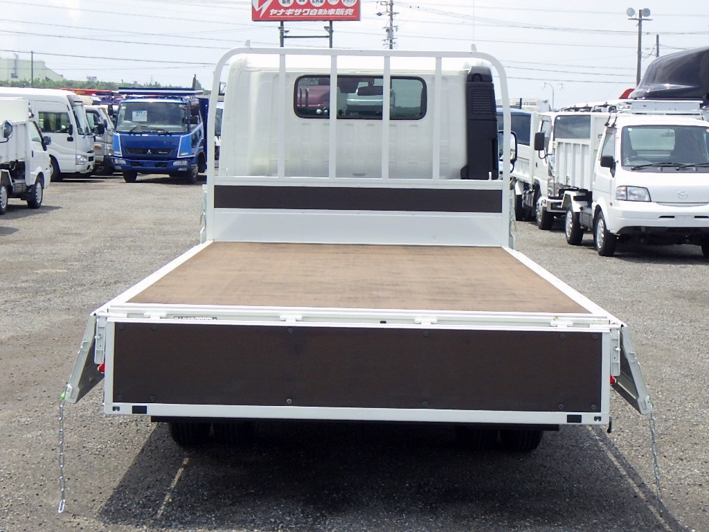 日野 デュトロ 2WG-XZU713M(2WD)｜中古トラックなら【トラック市】