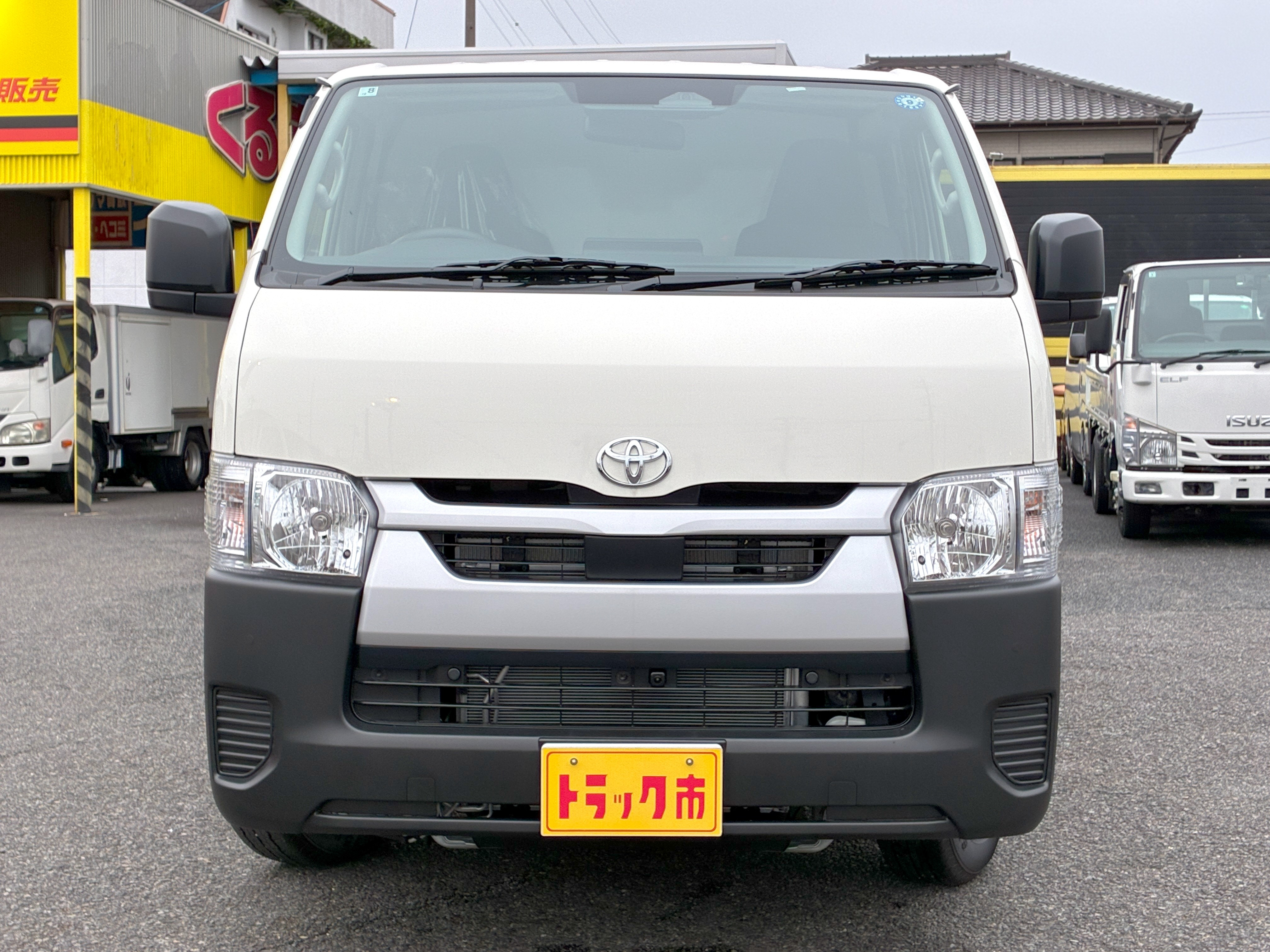トヨタ ハイエースバン 3DF-GDH201V(2WD)｜中古トラックなら【トラック市】