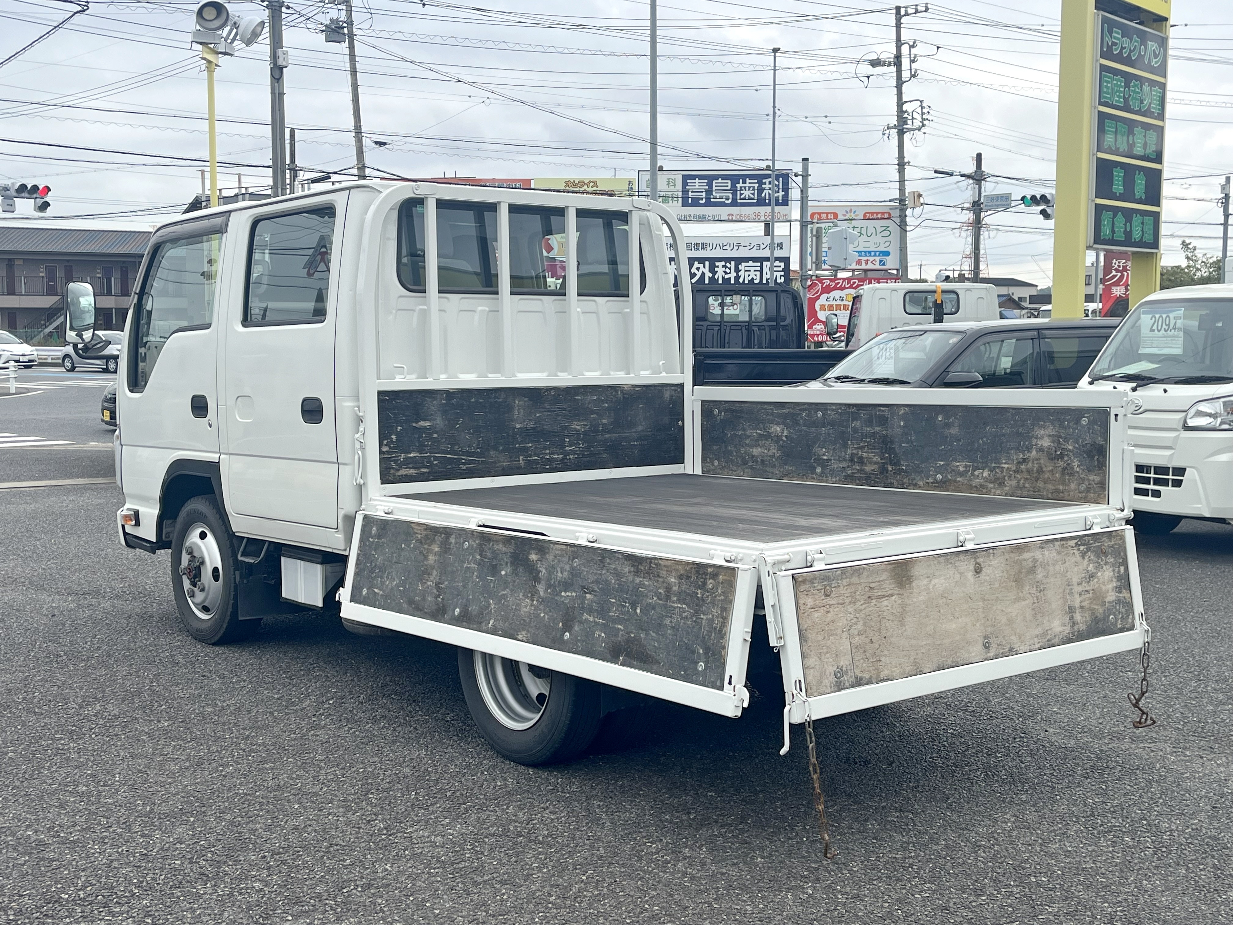 板ワレや浮きもなく良好な状態を維持しています！|いすゞ エルフ TRG-NJS85A(4WD)の写真7