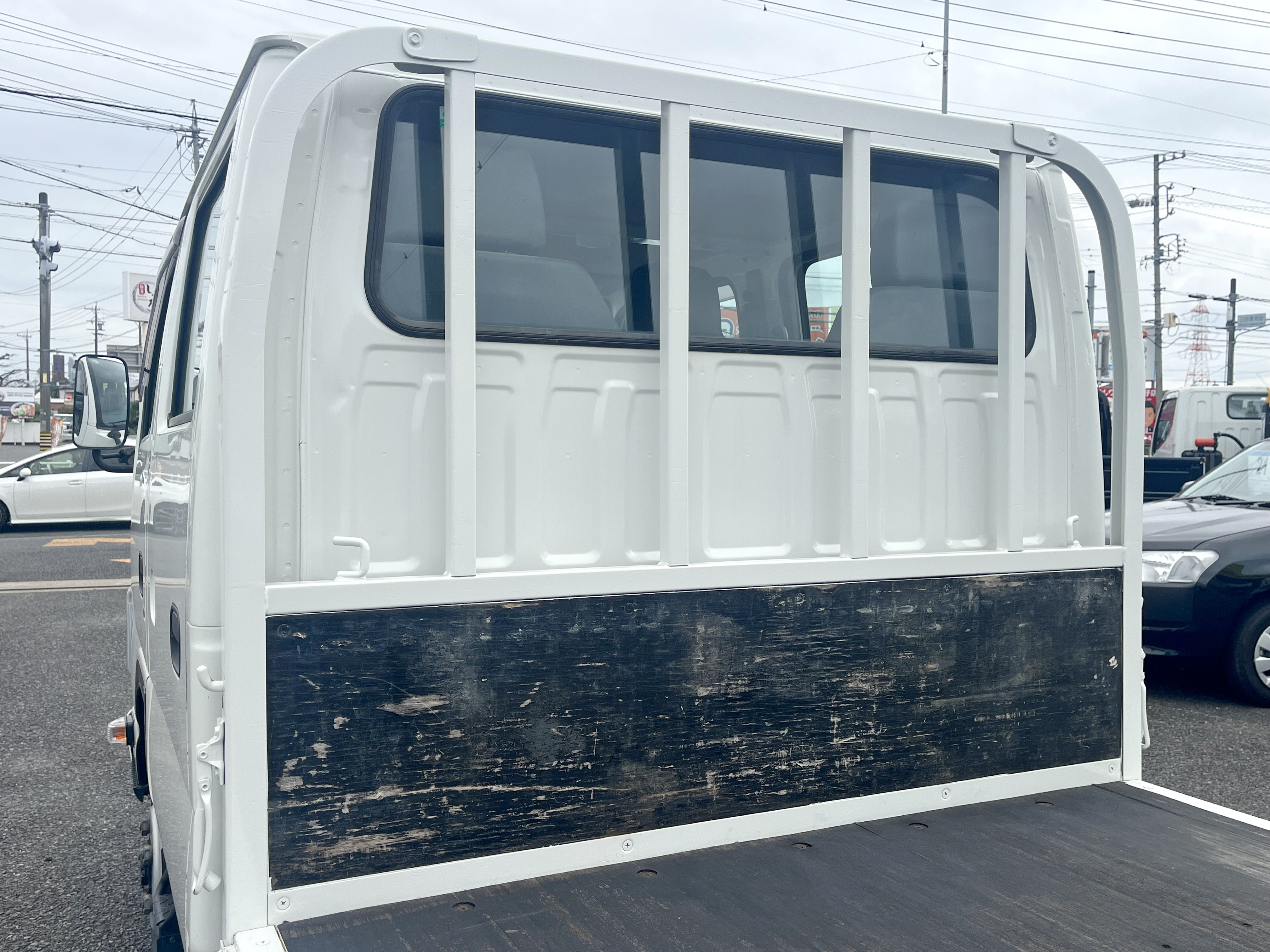 鳥居部・キャブバックにも問題ナシ☆|いすゞ エルフ TRG-NJS85A(4WD)の写真11