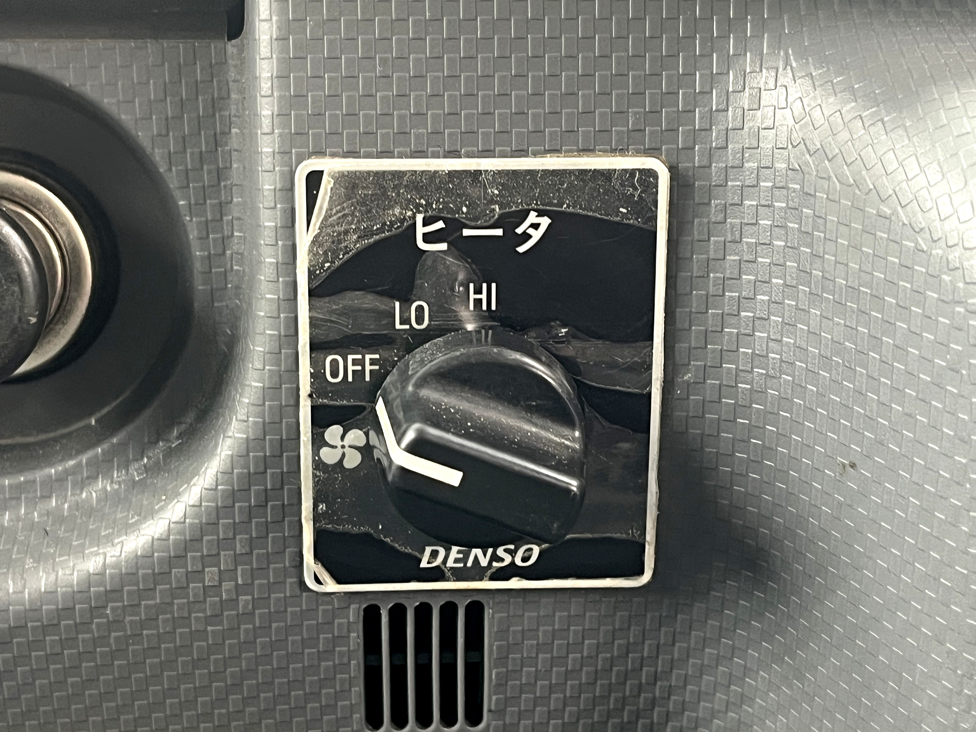 いすゞ エルフ TRG-NJS85A(4WD)の写真27