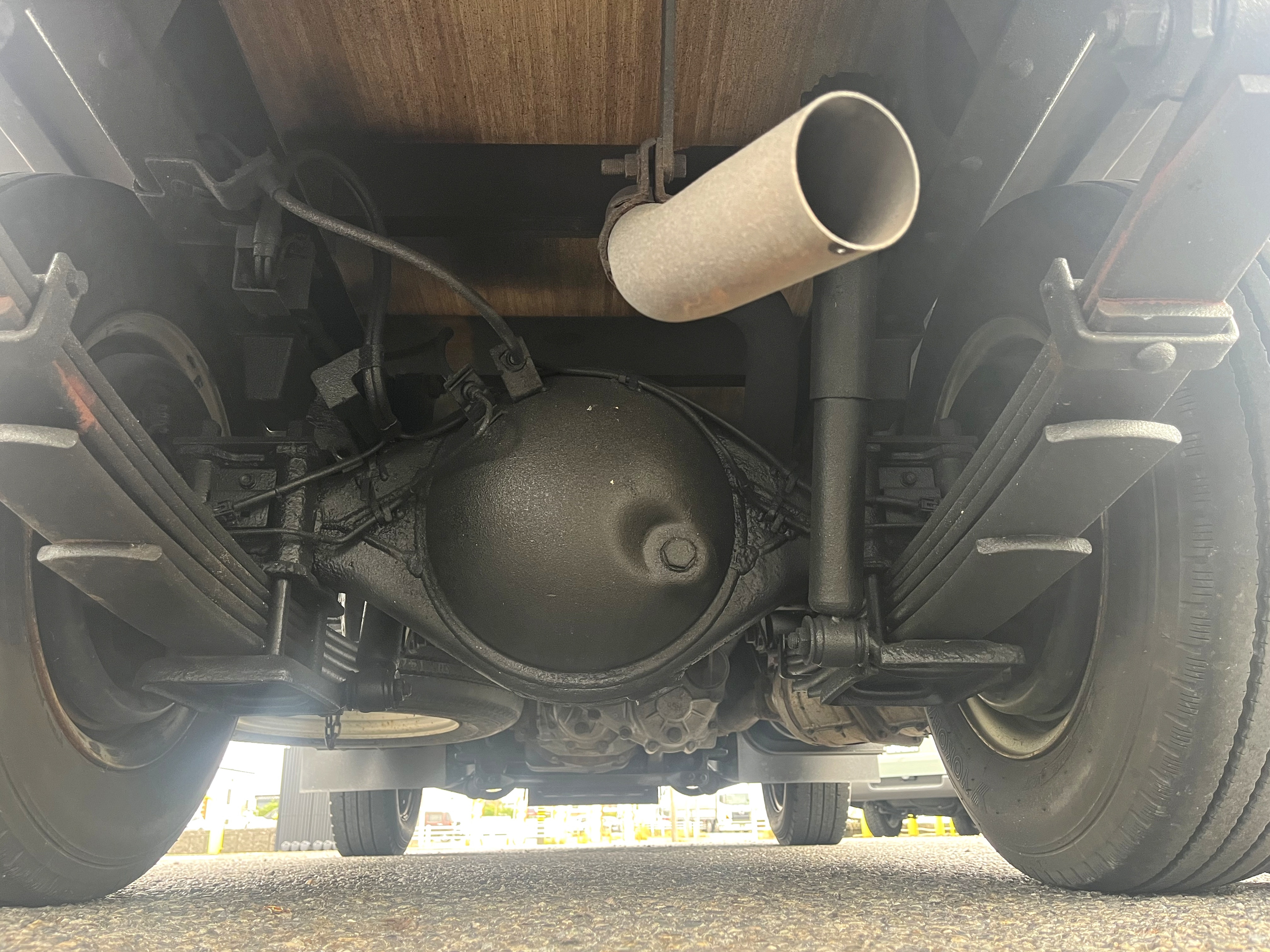 いすゞ エルフ TRG-NJS85A(4WD)の写真38