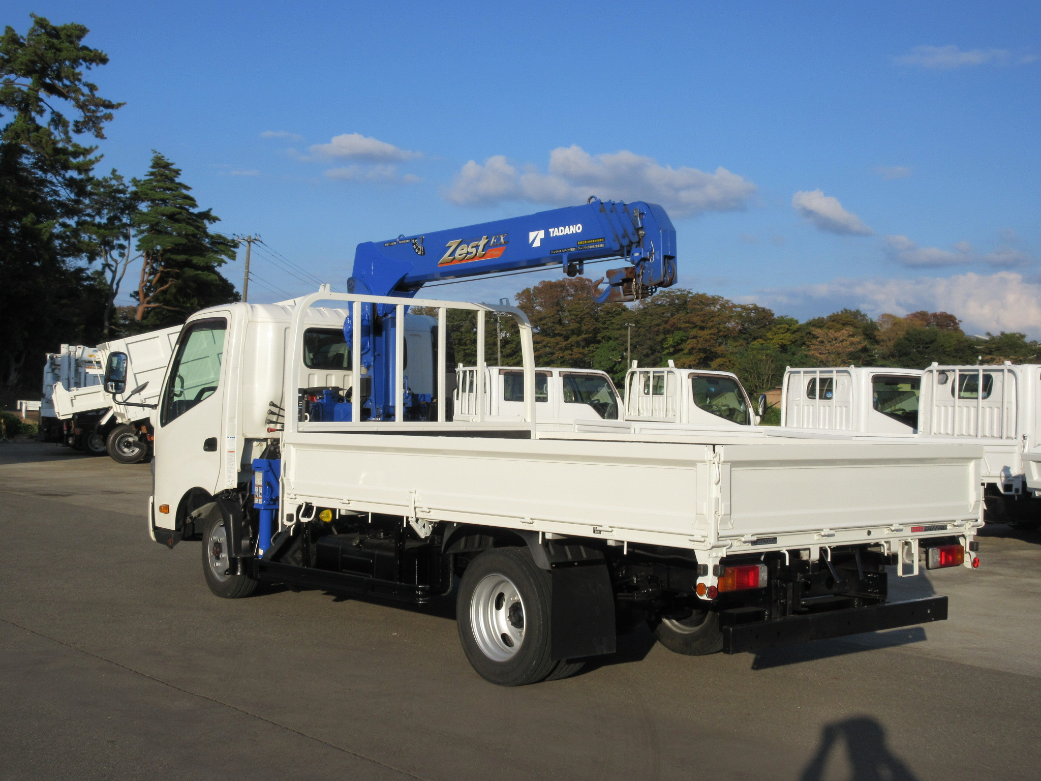 日野 デュトロ 2KG-XZU775M(4WD)｜中古トラックなら【トラック市】