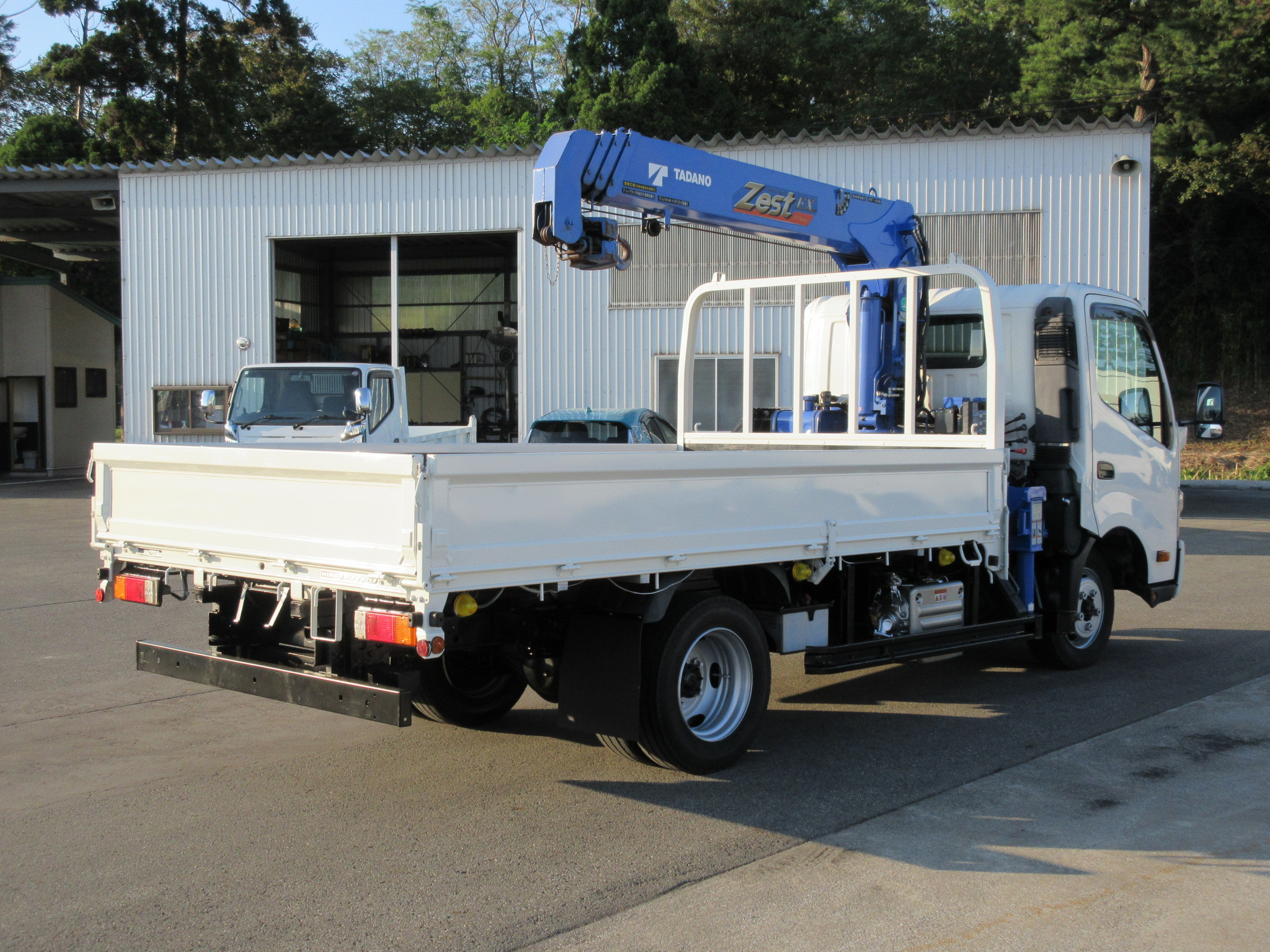 日野 デュトロ 2KG-XZU775M(4WD)｜中古トラックなら【トラック市】