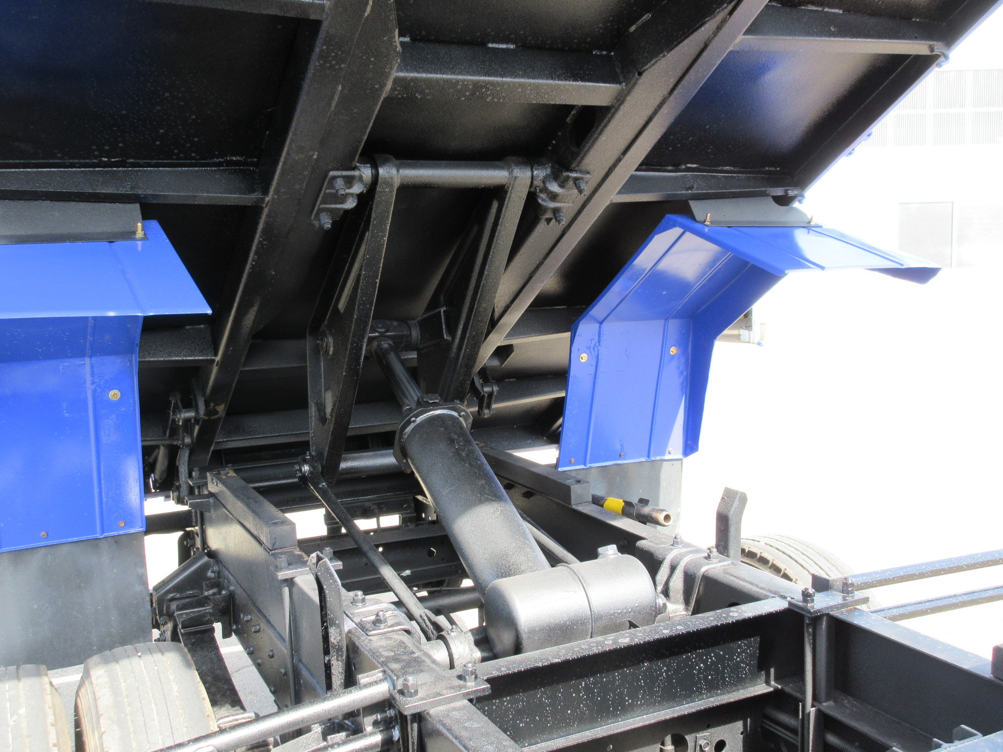 三菱 キャンター PDG-FG73D(4WD)の写真11