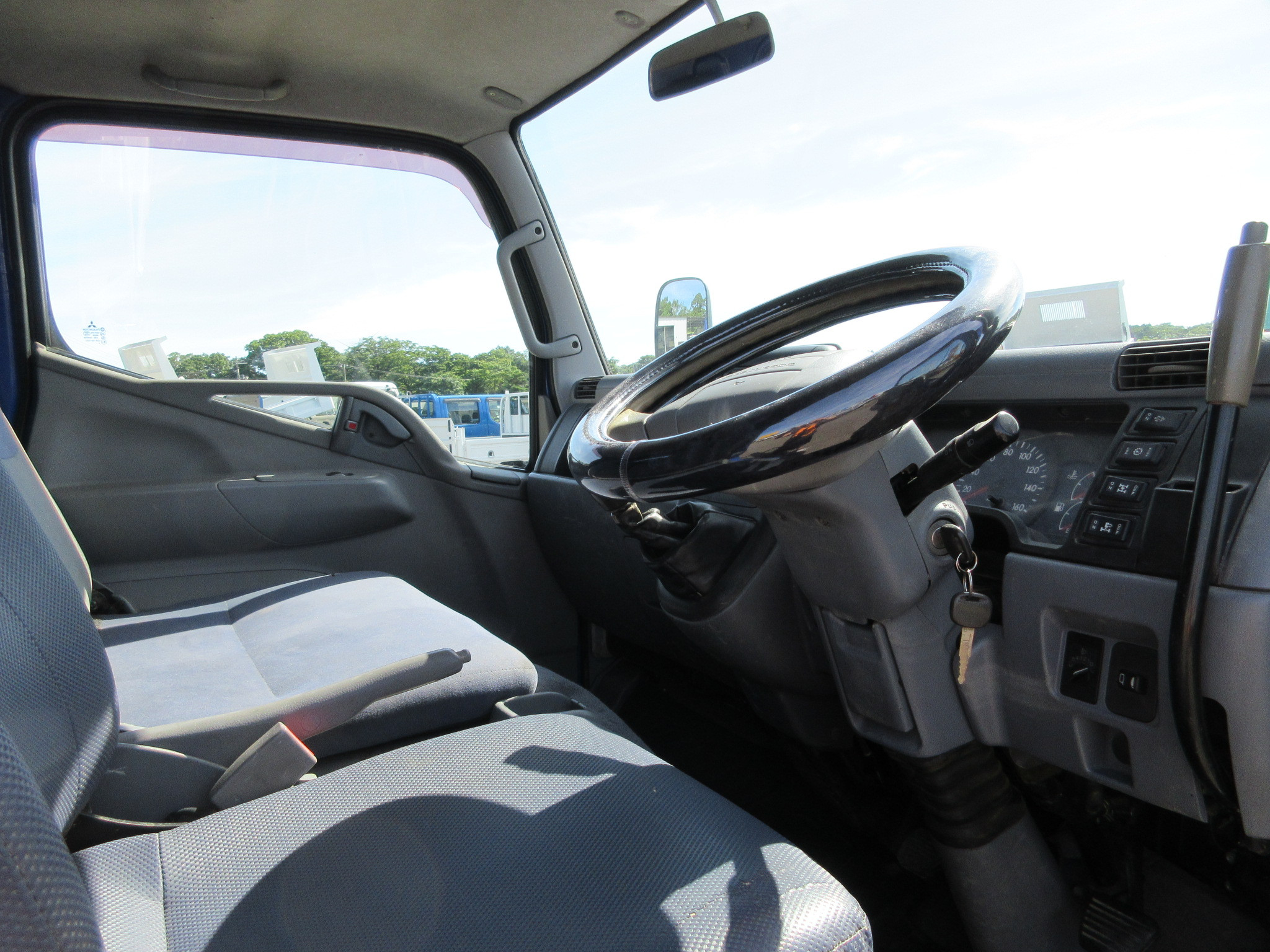 三菱 キャンター PDG-FG73D(4WD)の写真37