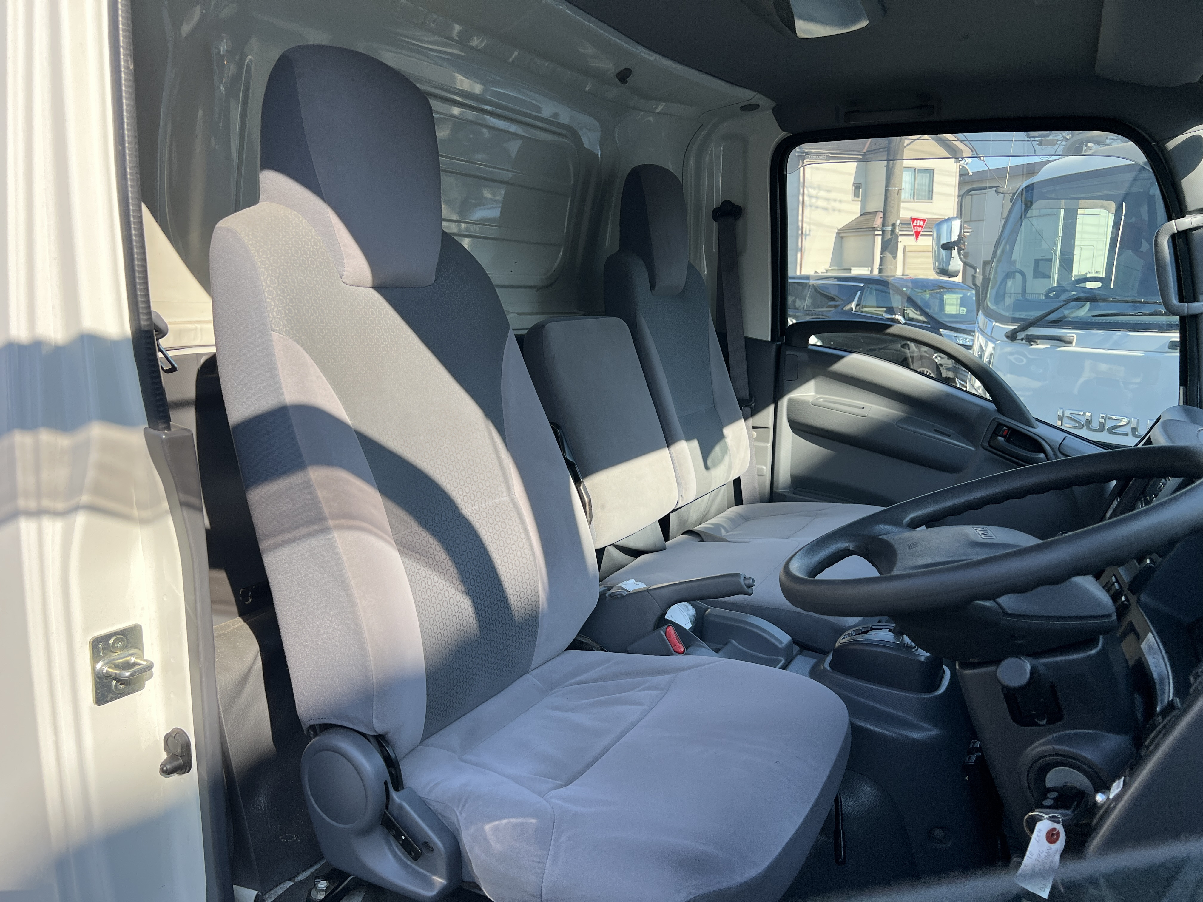 いすゞ エルフ TPG-NPR85ANの写真23