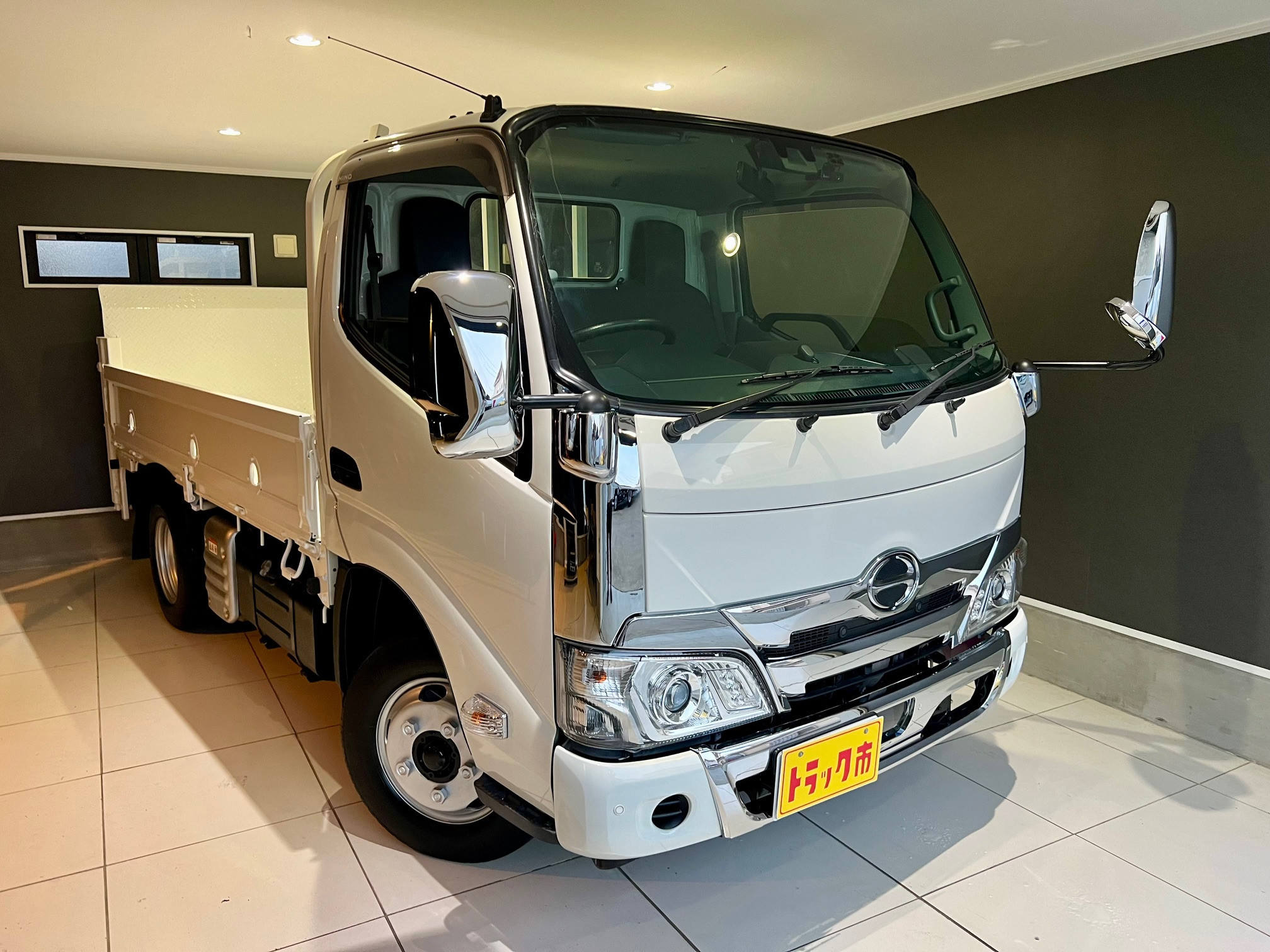 日野 デュトロ 2RG-XZC605M(2WD)｜中古トラックなら【トラック市】