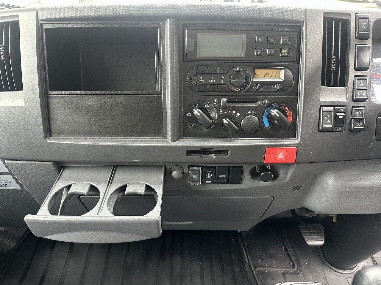 いすゞ エルフ TPG-NMS85AN(4WD)の写真15